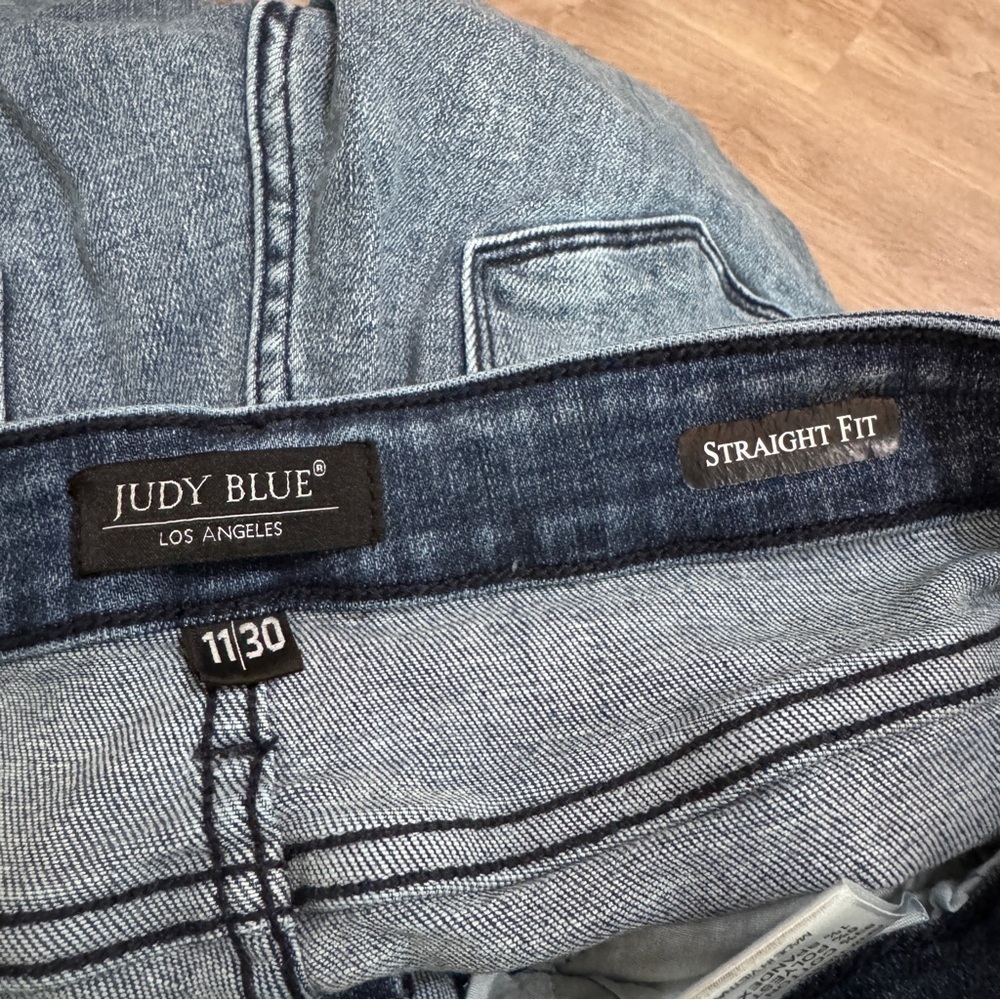 Judy Blue Straight Fit Jeans Denim 11 30 Distressed - Picture 7 of 8